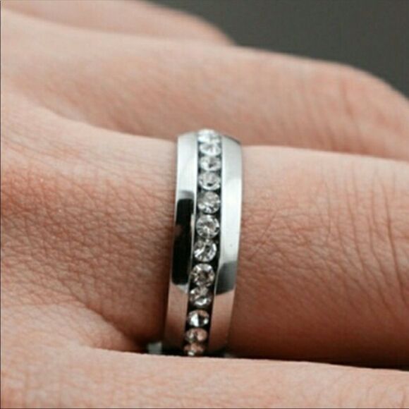 Silver Wedding Engagement Ring Single Row Zircon Bridal Band Ring - Picture 7 of 7